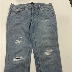 White House Black Market Women’s Size 6 Light Blue Distressed Jeans